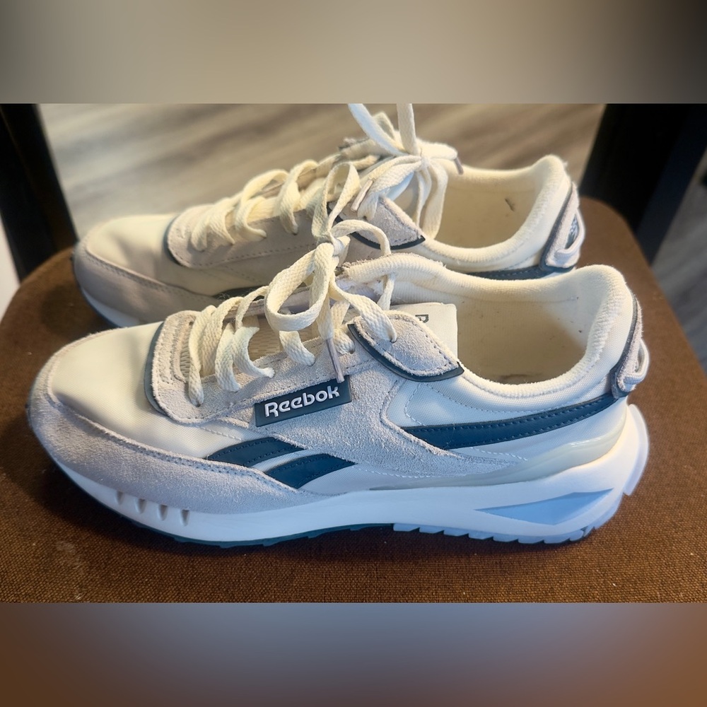 Reebok Classic Leather Legacy in the Chalk Blue / Brave Blue / White colorway
